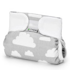 T-TOMI Orthopädisches Spreizhöschen für breites Wickeln - klettverschluss White clouds (5-9kg)